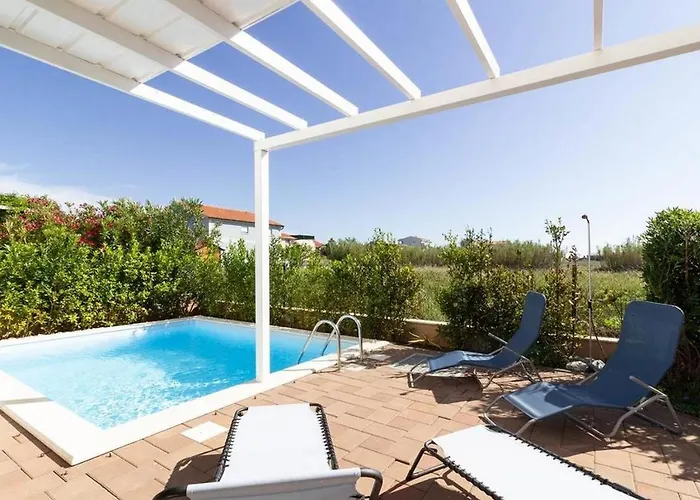 아파트 Family Friendly With A Swimming Pool Sabunike, Zadar - 18841 *